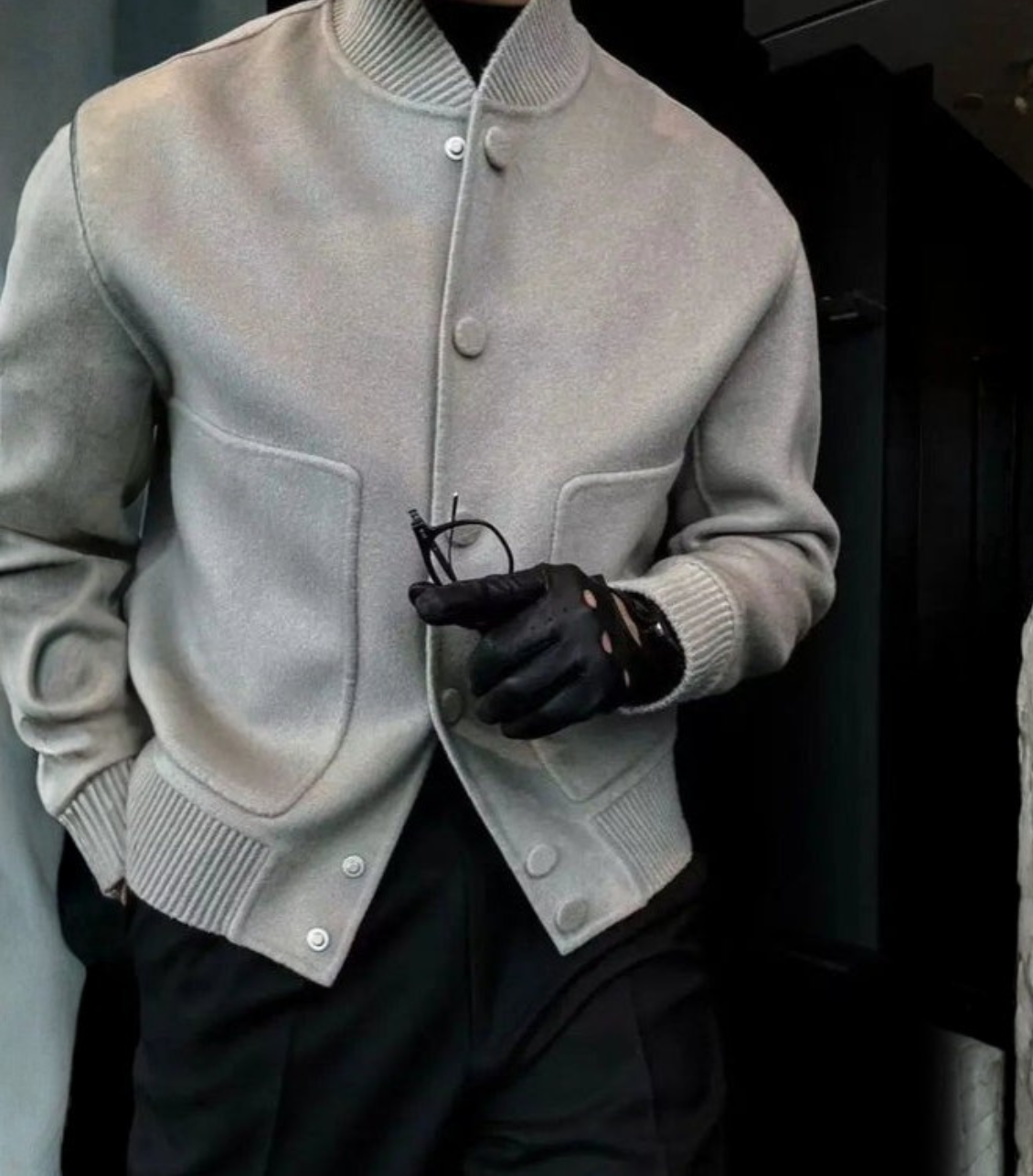 DUCHÊNE BORDEAUX™ | BLOUSON DISTINGUÉ À BOUTONS